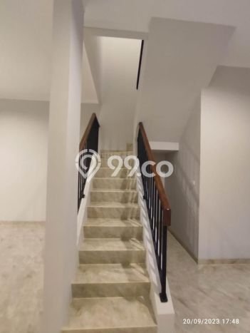 Rumah LT 140m² di Bintaro, Tangerang Selatan - Akses Mudah Rumah LT 140m² di Bintaro, Tangerang Selatan - Akses Mudah