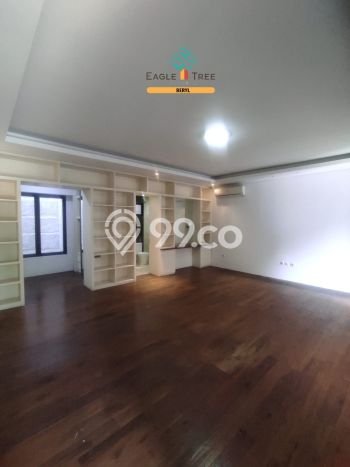 DIJUAL CEPAT! Rumah Ready Stock Area Strategis Kebayoran Lama, Luas 423m² LB 500m² DIJUAL CEPAT! Rumah Ready Stock Area Strategis Kebayoran Lama, Luas 423m² LB 500m²