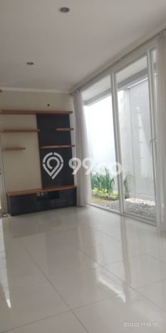 HUNIAN BERKELAS! Rumah Exclusive Sektor 9-Bintaro, Tangerang Selatan, LT 135m² LB 156m² HUNIAN BERKELAS! Rumah Exclusive Sektor 9-Bintaro, Tangerang Selatan, LT 135m² LB 156m²