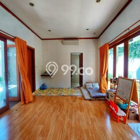 Rumah Strategis 4 KT Luas Tanah 529m² di Sektor 9-Bintaro, Tangerang Selatan Rumah Strategis 4 KT Luas Tanah 529m² di Sektor 9-Bintaro, Tangerang Selatan