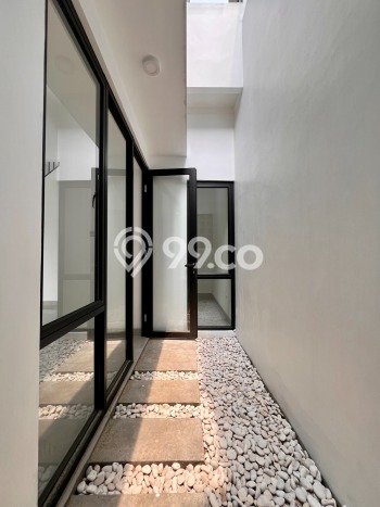 Jual Rumah Luas Megah Dengan View Cantik di Sektor 9-Bintaro, Tangerang Selatan Jual Rumah Luas Megah Dengan View Cantik di Sektor 9-Bintaro, Tangerang Selatan