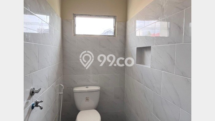 For Sale Hunian Rumah Terawat 3 KT di Sektor 7-Bintaro, Tangerang Selatan For Sale Hunian Rumah Terawat 3 KT di Sektor 7-Bintaro, Tangerang Selatan