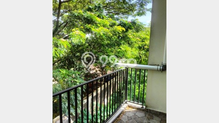 For Sale Hunian Rumah Terawat 3 KT di Sektor 7-Bintaro, Tangerang Selatan For Sale Hunian Rumah Terawat 3 KT di Sektor 7-Bintaro, Tangerang Selatan