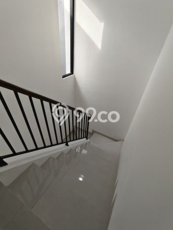 Rumah 3 KT 2 KM di Lokasi Strategis Graha Raya, Tangerang Selatan Rumah 3 KT 2 KM di Lokasi Strategis Graha Raya, Tangerang Selatan