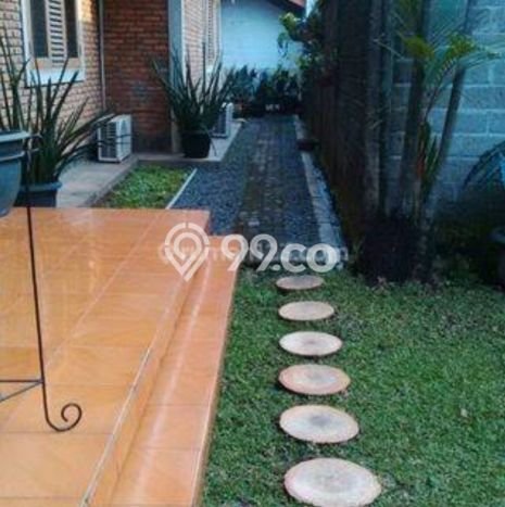 Rumah Luxury Modern Siap Huni di Bambu Apus Jakarta Timur Rumah Luxury Modern Siap Huni di Bambu Apus Jakarta Timur