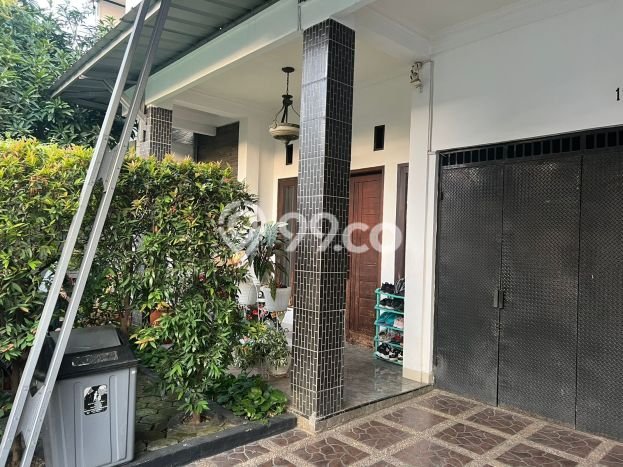 Rumah Modern 4 KT di Jatiwaringin Bekasi Full Furnished Rumah Modern 4 KT di Jatiwaringin Bekasi Full Furnished