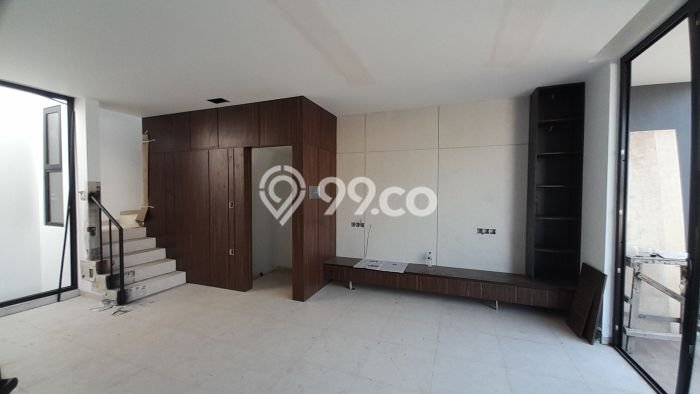 Siap Huni Rumah Mewah 4 Kamar di Jagakarsa Dekat ke Mana Pun Siap Huni Rumah Mewah 4 Kamar di Jagakarsa Dekat ke Mana Pun