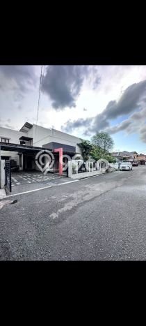 Dijual Rumah Premium dengan Fasilitas Sekitar Komplit di Kebon Jeruk, Jakarta Barat Dijual Rumah Premium dengan Fasilitas Sekitar Komplit di Kebon Jeruk, Jakarta Barat