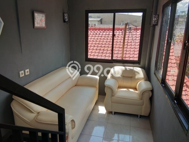 Dijual Kost di Kawasan Mampang Prapatan, Jakarta Selatan, Spesifikasi 7 KT, 7 KM, 146m2 Dijual Kost di Kawasan Mampang Prapatan, Jakarta Selatan, Spesifikasi 7 KT, 7 KM, 146m2