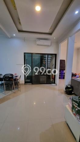 Rumah Luas Asri 3 KT Siap Huni di Lubang Buaya Jakarta Timur Rumah Luas Asri 3 KT Siap Huni di Lubang Buaya Jakarta Timur
