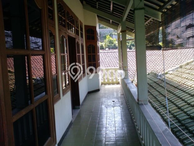 Disewakan Hunian Konsep Minimalis di Gajah Mungkur Semarang dengan 5 KT Disewakan Hunian Konsep Minimalis di Gajah Mungkur Semarang dengan 5 KT