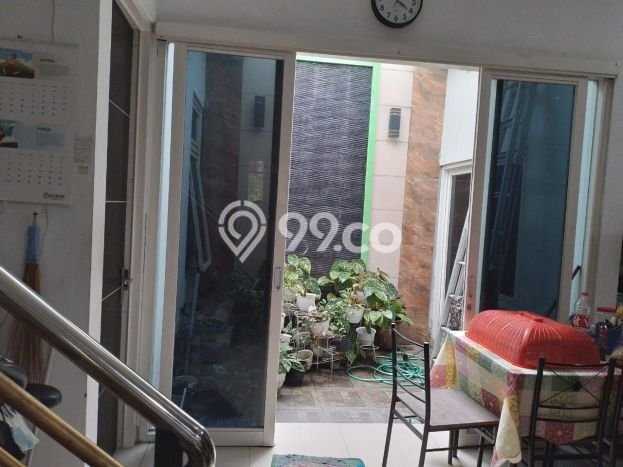 Ruko Dijual di Tembalang Semarang dengan LB 248m2 Ruko Dijual di Tembalang Semarang dengan LB 248m2