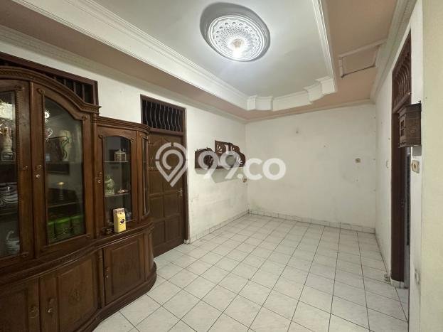 Rumah Bagus Siap Pakai Di Tembalang Luas 100m2 Aman Rumah Bagus Siap Pakai Di Tembalang Luas 100m2 Aman
