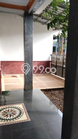 Rumah Cantik Siap Pakai Di Semarang Barat Luas 179m2 Aman Rumah Cantik Siap Pakai Di Semarang Barat Luas 179m2 Aman