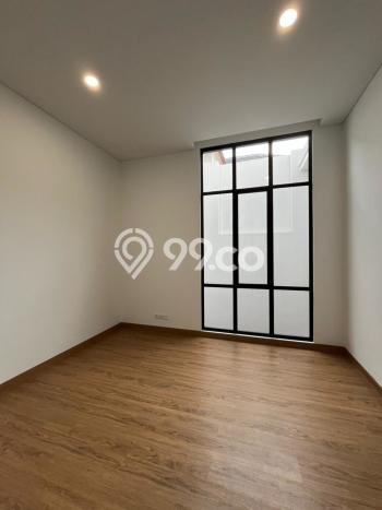 Ready to Use! Premium House LT 144m2 Desain Elegan di Gading Serpong Ready to Use! Premium House LT 144m2 Desain Elegan di Gading Serpong