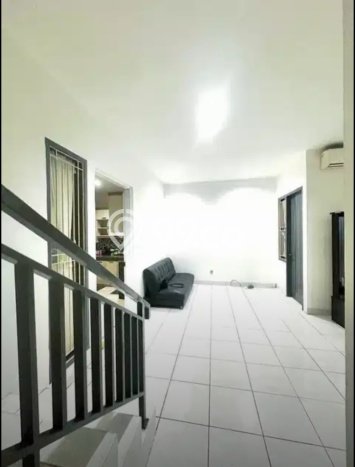 For Sale Hunian Rumah Terawat 4 KT di BSD Nusaloka, Tangerang For Sale Hunian Rumah Terawat 4 KT di BSD Nusaloka, Tangerang