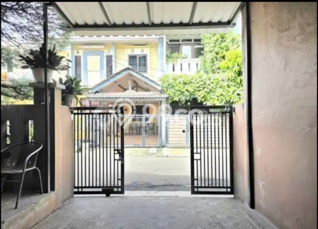 Rumah Mewah LB 250m2 Siap Pakai Desain Elegan di BSD City, Tangerang Rumah Mewah LB 250m2 Siap Pakai Desain Elegan di BSD City, Tangerang