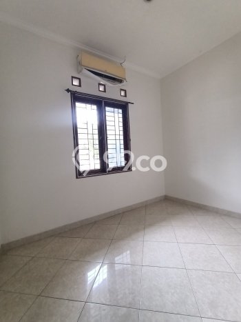 Rumah Minimalis 2 KT di Cirendeu Jakarta Selatan Rumah Minimalis 2 KT di Cirendeu Jakarta Selatan