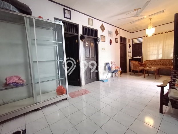 Rumah Luas Asri 2 KT Siap Pakai di Ciganjur Jakarta Selatan Rumah Luas Asri 2 KT Siap Pakai di Ciganjur Jakarta Selatan