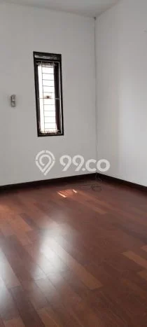 Rumah sewa siap pakai 4 Kamar Tidur di BSD Anggrek Loka, Tangerang Rumah sewa siap pakai 4 Kamar Tidur di BSD Anggrek Loka, Tangerang