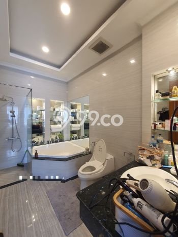 Hunian Mewah LB 415m2 Siap Pakai Desain Elegan di Sektor 9-Bintaro, Tangerang Selatan Hunian Mewah LB 415m2 Siap Pakai Desain Elegan di Sektor 9-Bintaro, Tangerang Selatan