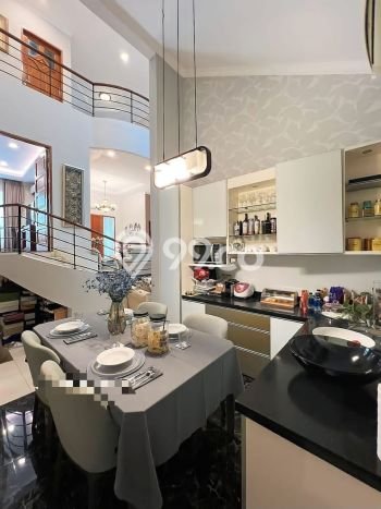 Hunian Mewah LB 415m2 Siap Pakai Desain Elegan di Sektor 9-Bintaro, Tangerang Selatan Hunian Mewah LB 415m2 Siap Pakai Desain Elegan di Sektor 9-Bintaro, Tangerang Selatan