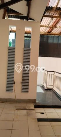 Rumah sewa siap pakai 4 Kamar Tidur di BSD Anggrek Loka, Tangerang Rumah sewa siap pakai 4 Kamar Tidur di BSD Anggrek Loka, Tangerang