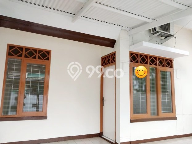 Disewakan! Rumah 2 Kamar Tidur &
1 Kamar Mandi di BSD Nusaloka, Tangerang Disewakan! Rumah 2 Kamar Tidur &
1 Kamar Mandi di BSD Nusaloka, Tangerang