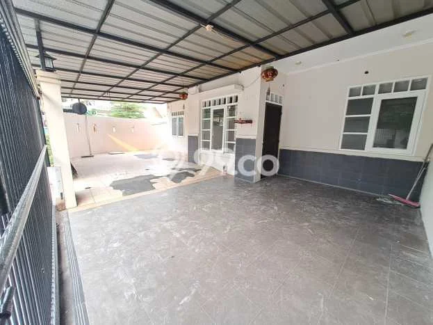 Rumah Kontrakan Tangerang Selatan LT 176m2 LB 150m2 Area Serpong Regency Melati Mas Rumah Kontrakan Tangerang Selatan LT 176m2 LB 150m2 Area Serpong Regency Melati Mas
