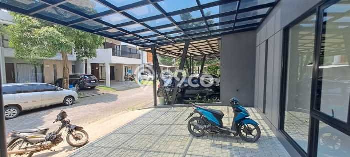Rumah Luxury Modern Tanpa Renovasi di BSD Eminent Tangerang Rumah Luxury Modern Tanpa Renovasi di BSD Eminent Tangerang