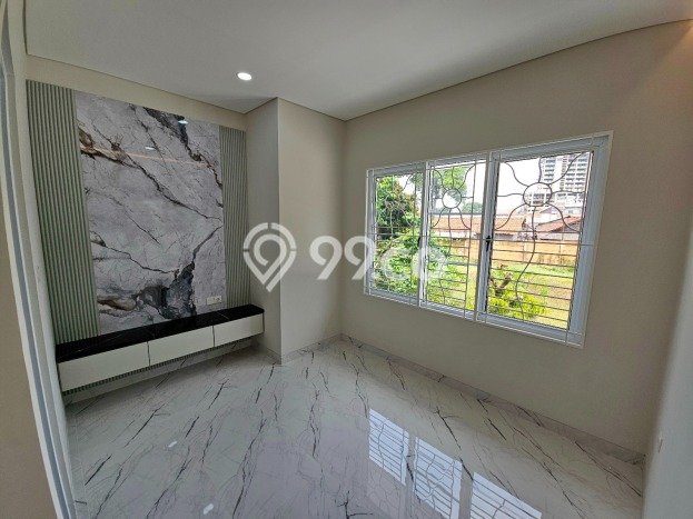 Rumah Luas Asri 3 KT Siap Pakai di BSD Delatinos Tangerang Rumah Luas Asri 3 KT Siap Pakai di BSD Delatinos Tangerang