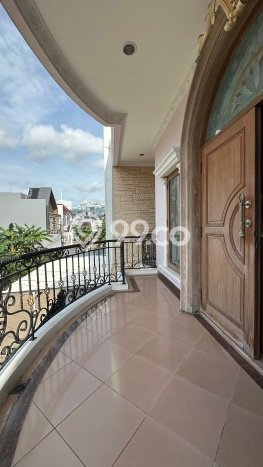 Hunian Elit LB 500m2 Siap Huni Desain Elegan di Sunter, Jakarta Utara Hunian Elit LB 500m2 Siap Huni Desain Elegan di Sunter, Jakarta Utara