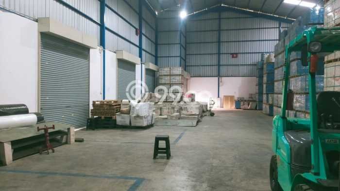 Gudang Dijual di Jakarta Utara LT 3595m2 & LB 2867m2 Lokasi Terbaik! Gudang Dijual di Jakarta Utara LT 3595m2 & LB 2867m2 Lokasi Terbaik!