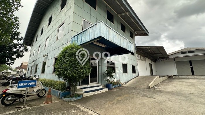 Unit Gudang Paling Strategis di Pulo Gadung Jakarta Timur dengan LB 2121m2 Unit Gudang Paling Strategis di Pulo Gadung Jakarta Timur dengan LB 2121m2