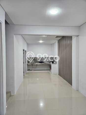 Dijual Rumah Eksklusif 6 KT di Citraland, Surabaya Dijual Rumah Eksklusif 6 KT di Citraland, Surabaya