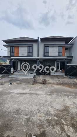 Ready to Use! Premium House LT 135m2 Desain Modern di Sutorejo Ready to Use! Premium House LT 135m2 Desain Modern di Sutorejo