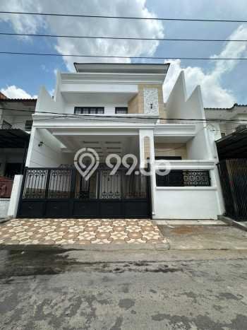 For Sale! Luxury House LT 153m2 Desain Elegan di Babatan For Sale! Luxury House LT 153m2 Desain Elegan di Babatan
