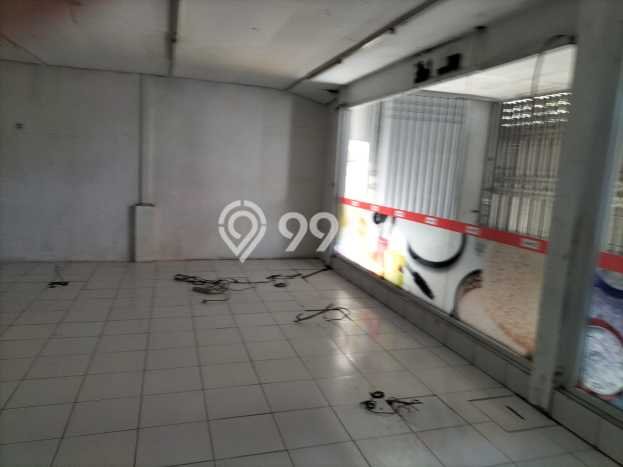 Ruko disewakan di Sedati Sidoarjo dengan luas bangunan 432m2 Ruko disewakan di Sedati Sidoarjo dengan luas bangunan 432m2