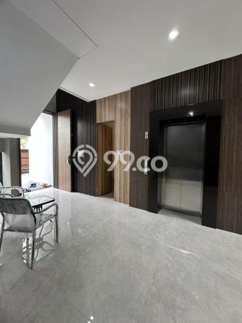 Rumah Elit Modern Siap Huni di Citraland Surabaya Rumah Elit Modern Siap Huni di Citraland Surabaya