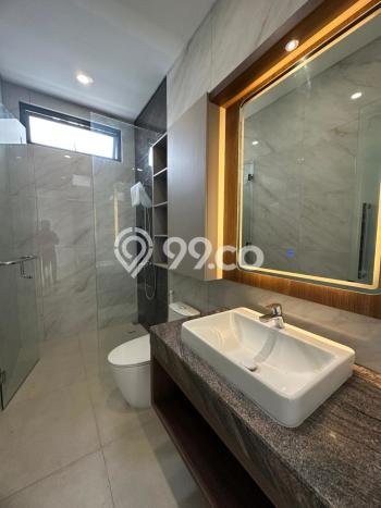 Rumah Elit Modern Siap Huni di Citraland Surabaya Rumah Elit Modern Siap Huni di Citraland Surabaya