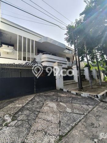 Hunian Super Elit dengan Akses Paling Strategis di Dharma Husada, Surabaya Hunian Super Elit dengan Akses Paling Strategis di Dharma Husada, Surabaya