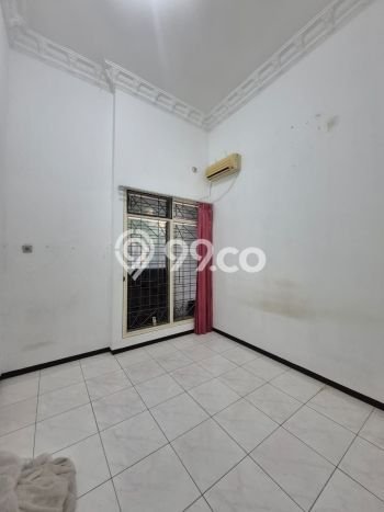 Jual Rumah Mewah Megah Dengan View Eksklusif di Dharma Husada, Surabaya Jual Rumah Mewah Megah Dengan View Eksklusif di Dharma Husada, Surabaya