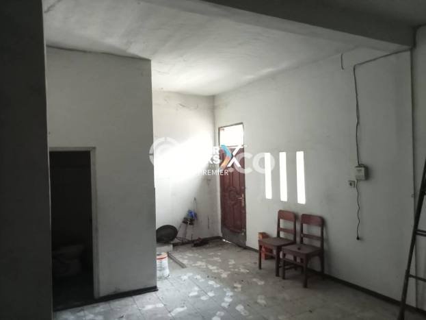 AREA BISNIS! Ruko Kawasan Klojen, Luas 151m2m², Lokasi Premium AREA BISNIS! Ruko Kawasan Klojen, Luas 151m2m², Lokasi Premium