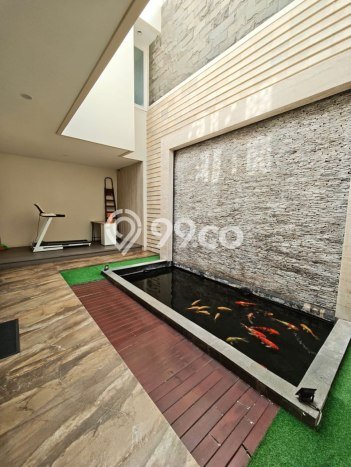 Rumah Elit Modern Tanpa Renovasi di Araya Malang Rumah Elit Modern Tanpa Renovasi di Araya Malang