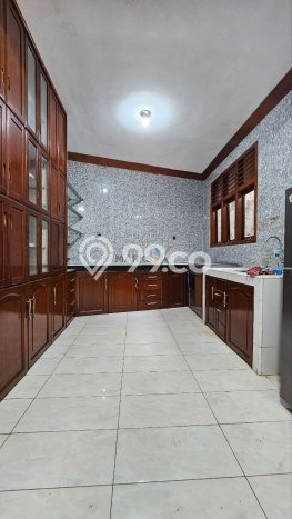 Jual Rumah Luas Elegan Dengan View Eksklusif di Soekarno Hatta, Malang Jual Rumah Luas Elegan Dengan View Eksklusif di Soekarno Hatta, Malang