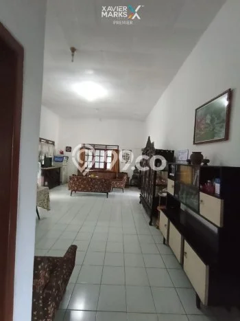 Rumah Elit Modern Tanpa Renovasi di Dieng Malang Rumah Elit Modern Tanpa Renovasi di Dieng Malang