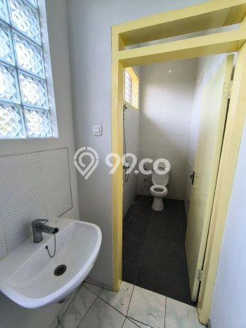 Ruko Area Strategis Kawasan Klojen, Luas 230m2m², Akses Utama Ruko Area Strategis Kawasan Klojen, Luas 230m2m², Akses Utama