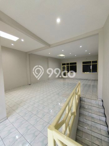 Ruko Area Strategis Kawasan Klojen, Luas 230m2m², Akses Utama Ruko Area Strategis Kawasan Klojen, Luas 230m2m², Akses Utama