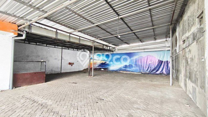 Gudang Area Strategis Kawasan Sukun, Luas 290m2m², Akses Utama Gudang Area Strategis Kawasan Sukun, Luas 290m2m², Akses Utama