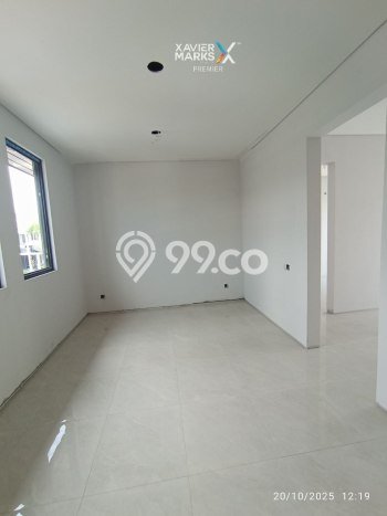 Rumah Strategis di Tidar, Malang, Luas 120m2m² Bangunan 129m2m² - HARGA NEGO! Rumah Strategis di Tidar, Malang, Luas 120m2m² Bangunan 129m2m² - HARGA NEGO!